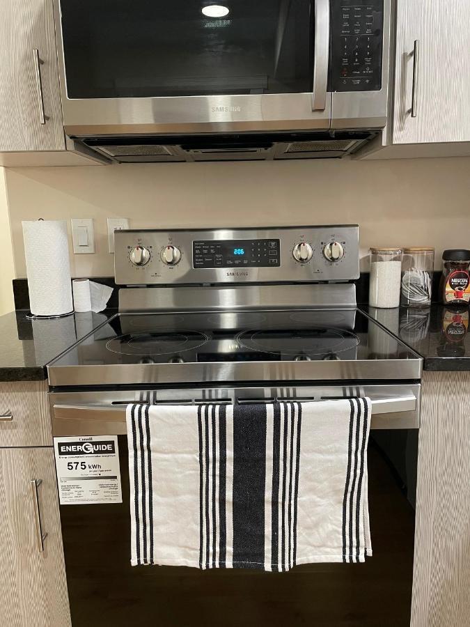 Super Luxury & Cozy Lower Level Apartment In Nw Calgary, Ab Close To Banff Kültér fotó